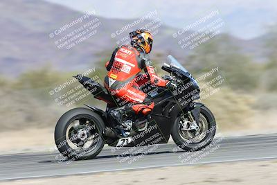 media/Dec-04-2025-Racers Edge (Thu) [[5ebc9f124d]]/2-A Group/4-Session 3 (Turn 2 Inside Speed Pans)/